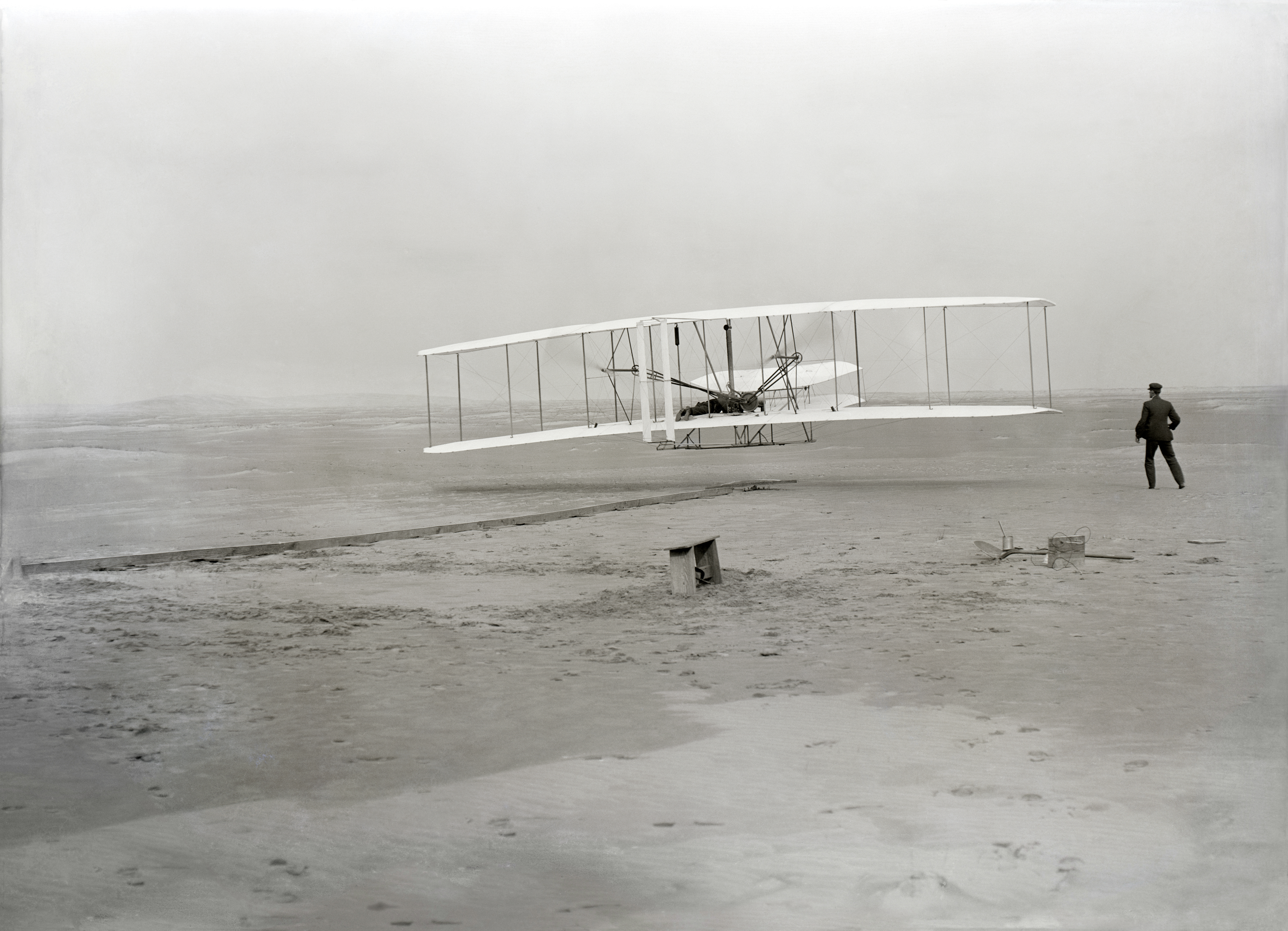 John T. Daniels · 1903; restaurim: Wright Stuf / Wikimedia Commons · domen publik